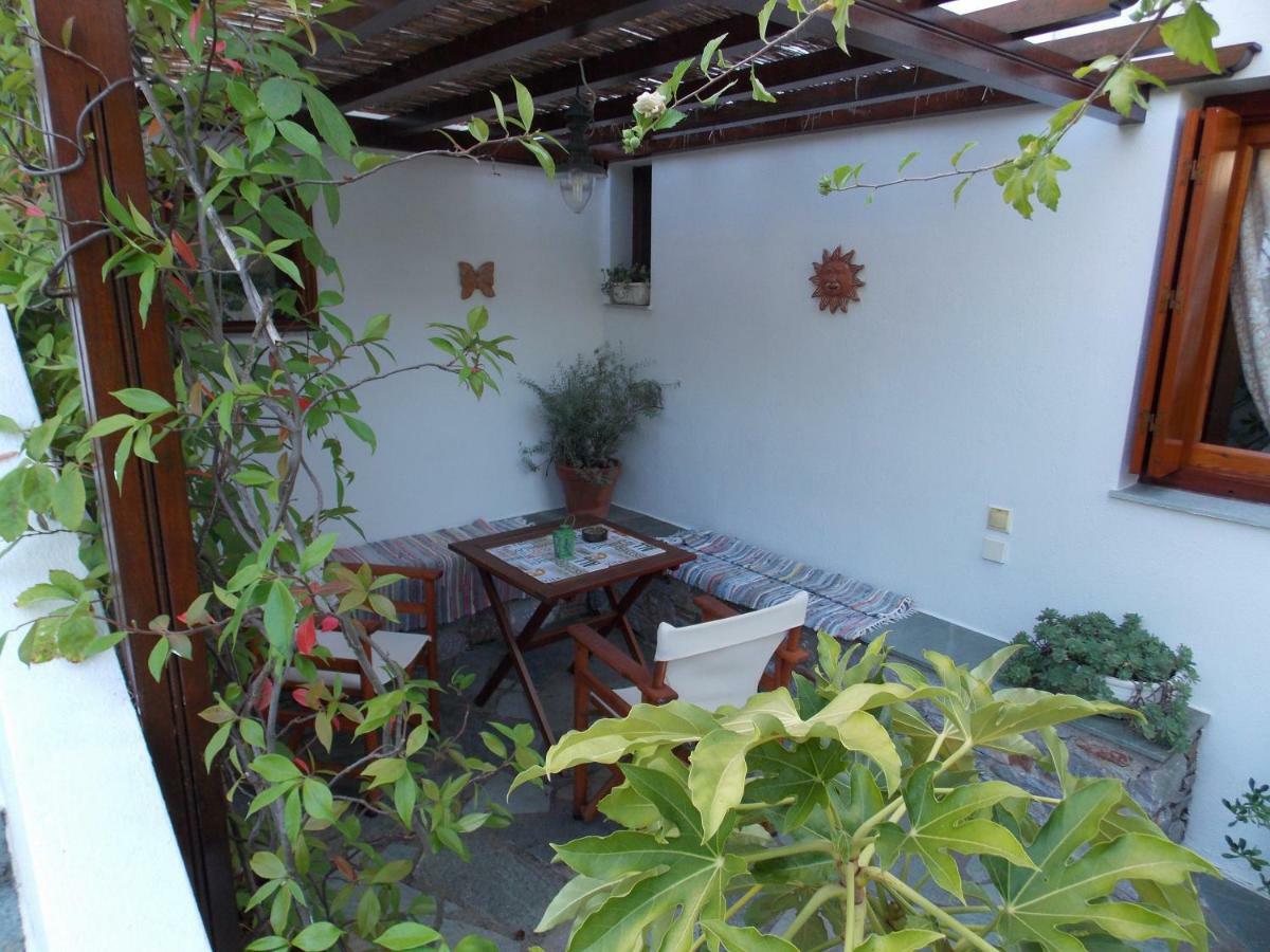 Katikies Stamatias Studios & Maisonettes Agnontas Buitenkant foto